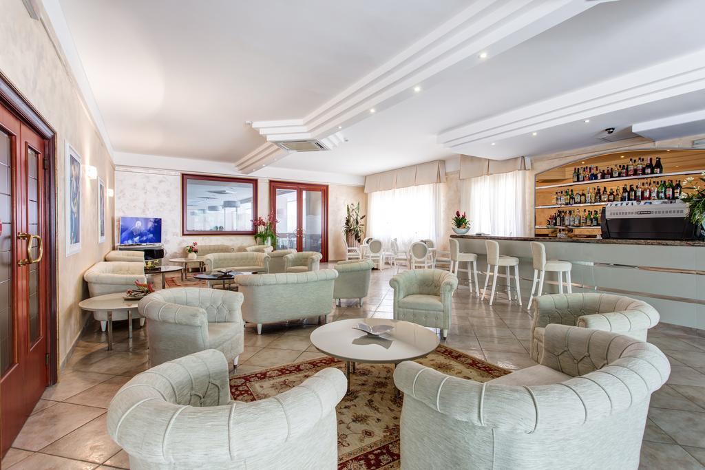 Hotel Continental Gatteo a Mare Extérieur photo