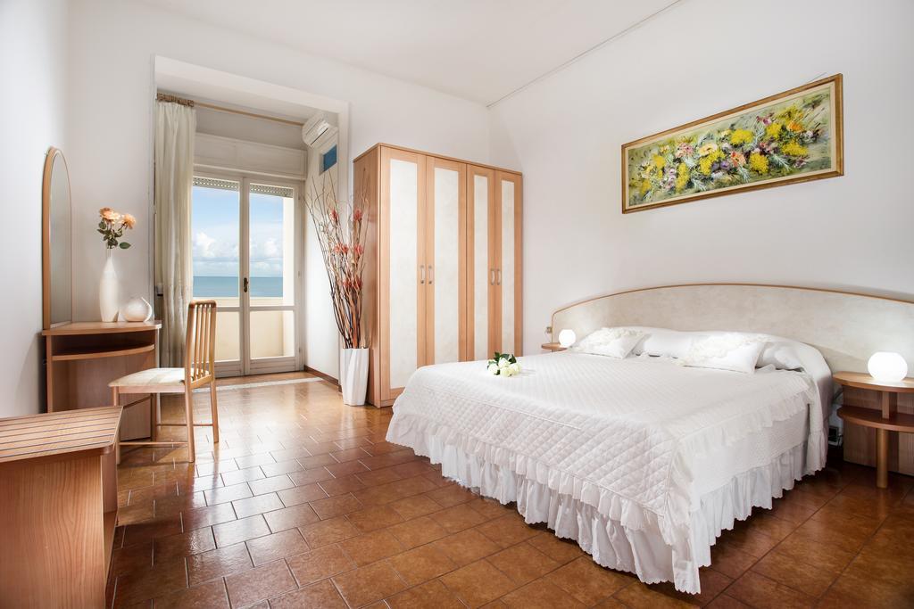 Hotel Continental Gatteo a Mare Chambre photo